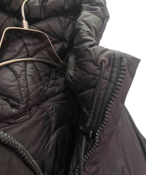 LOUIS VUITTON（ルイ ヴィトン）LOUIS VUITTON (ルイ ヴィトン) リバーシブルモノグラムフードダウンジャケット ブラック サイズ:46の古着・服飾アイテム