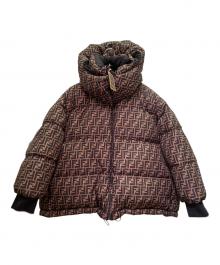 FENDI（フェンディ）の古着「FFロゴ ダウンジャケット」｜ブラウン