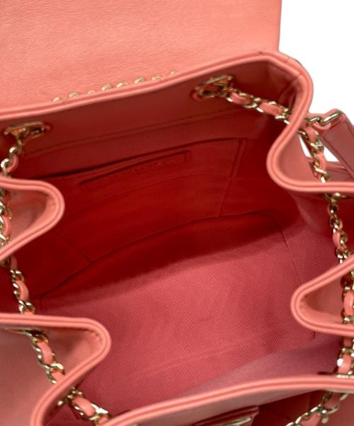 CHANEL（シャネル）CHANEL (シャネル) ミニ チェーン リュック・デイパック  ピンクの古着・服飾アイテム