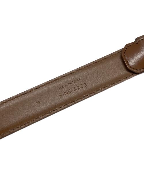CELINE（セリーヌ）CELINE (セリーヌ) ミディアム トリオンフ ベルト ブラウンの古着・服飾アイテム