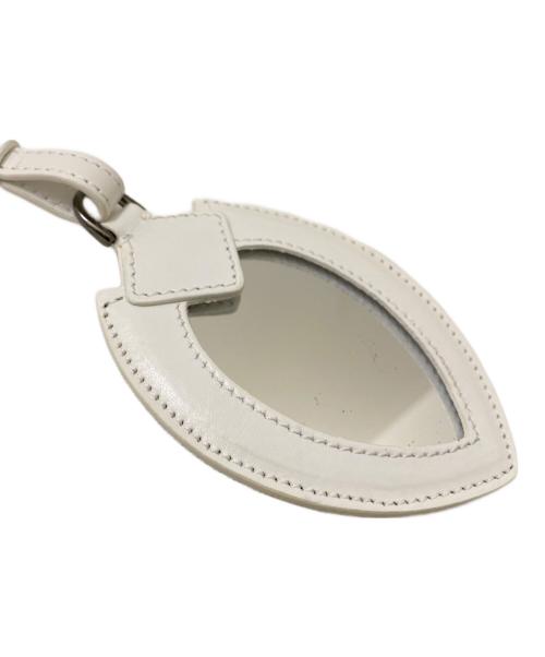 ALAIA（アライア）ALAIA (アライア) パンチングハンドバッグ ホワイトの古着・服飾アイテム