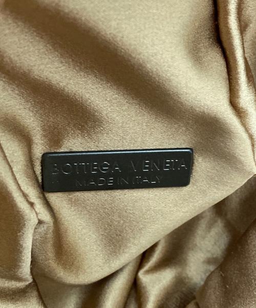 BOTTEGA VENETA（ボッテガベネタ）BOTTEGA VENETA (ボッテガベネタ) ハンドポーチ カーキの古着・服飾アイテム