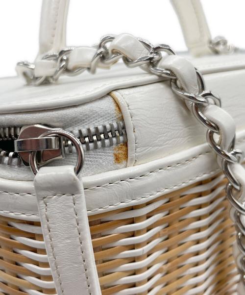 CHANEL（シャネル）CHANEL (シャネル) バニティ バッグ ラタン ホワイト×ナチュラルの古着・服飾アイテム