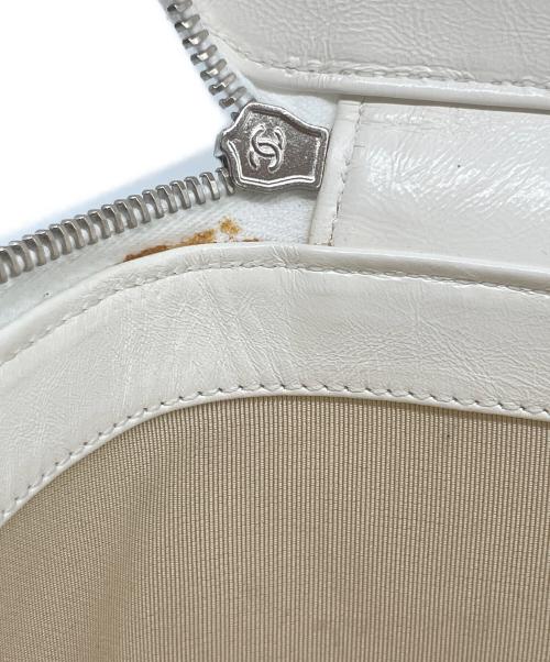 CHANEL（シャネル）CHANEL (シャネル) バニティ バッグ ラタンショルダーバッグ ホワイト×ナチュラルの古着・服飾アイテム