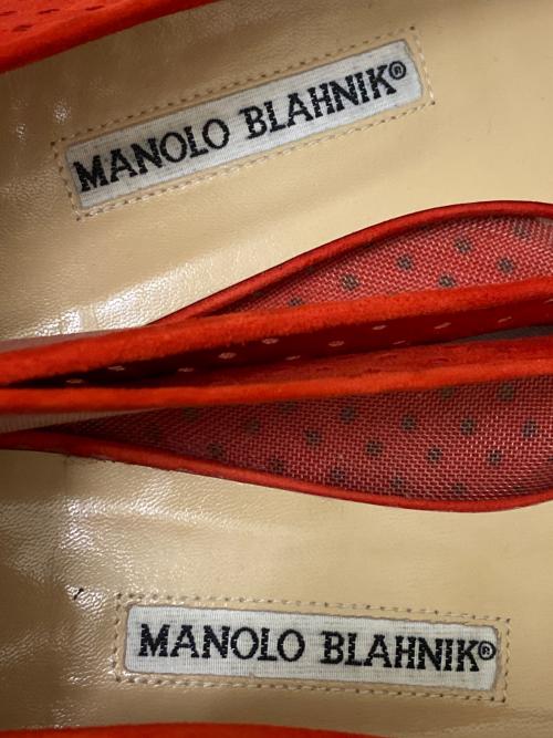 Manolo Blahnik（マノロブラニク）Manolo Blahnik (マノロブラニク) パンチングスウェードパンプス レッド サイズ:36 1/2の古着・服飾アイテム