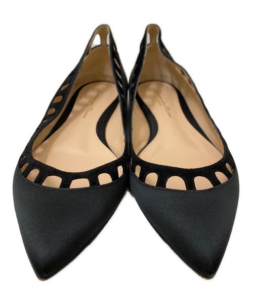 Gianvito Rossi（ジャンヴィト ロッシ）Gianvito Rossi (ジャンヴィト ロッシ) カッティングデザインパンプス ブラック サイズ:36 1/2の古着・服飾アイテム