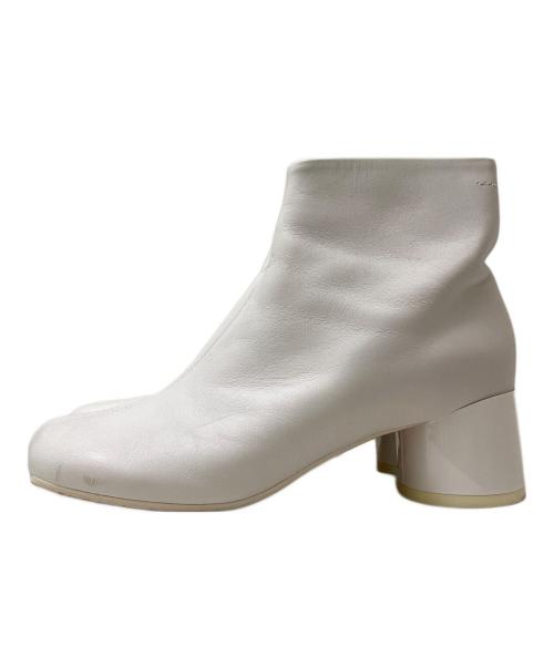 MM6 Maison Margiela（エムエムシックスメゾンマルジェラ）MM6 Maison Margiela (エムエムシックスメゾンマルジェラ) Anatomicスクエアブーツ ホワイト サイズ:37の古着・服飾アイテム