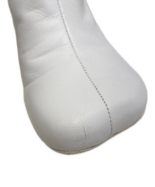MM6 Maison Margiela（エムエムシックスメゾンマルジェラ）MM6 Maison Margiela (エムエムシックスメゾンマルジェラ) Anatomicスクエアブーツ ホワイト サイズ:37の古着・服飾アイテム