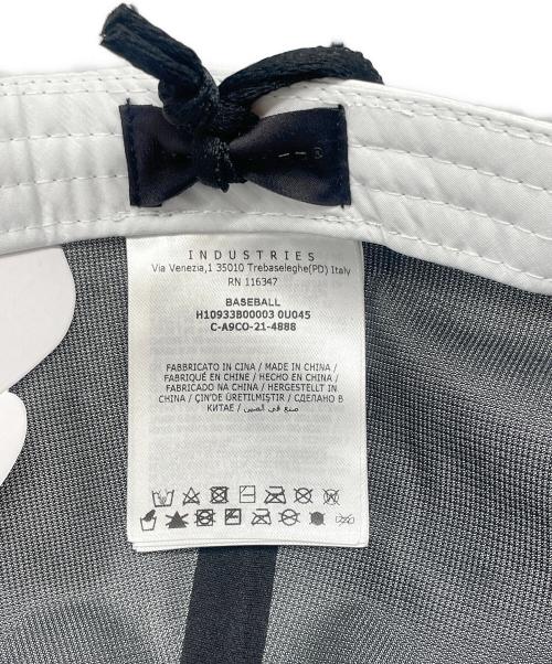 MONCLER（モンクレール）MONCLER (モンクレール) ベースボールキャップ ホワイトの古着・服飾アイテム