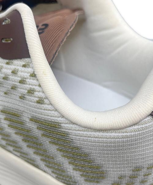 MIU MIU（ミュウミュウ）MIU MIU (ミュウミュウ) テクニカルファブリックスニーカー ベージュ×カーキ サイズ:35 1/2の古着・服飾アイテム