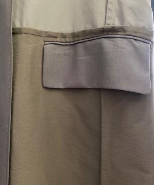 sacai（サカイ）sacai (サカイ) デザイン切替ナイロンコート ライトグレー サイズ:2の古着・服飾アイテム