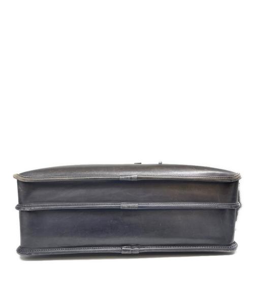 Berluti（ベルルッティ）Berluti (ベルルッティ) スムースカーフ レザーブリーフケース ブラウン×グリーンの古着・服飾アイテム