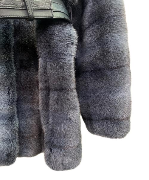 FENDI（フェンディ）FENDI (フェンディ) ミンクファーコート/ミンク/ファーコート/レザーベルト ブルー サイズ:38の古着・服飾アイテム