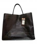 ALAIAアライア）の古着「ギャランス ラージ レザー ショッパー」｜ブラック