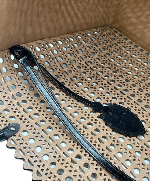 ALAIA（アライア）ALAIA (アライア) ギャランス ラージ レザー ショッパー ブラックの古着・服飾アイテム