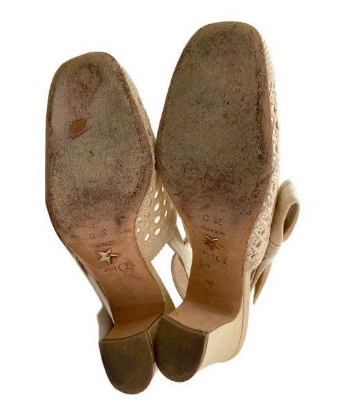 Christian Dior（クリスチャン ディオール）Christian Dior (クリスチャン ディオール) スリングレースパンプス ベージュ サイズ:36の古着・服飾アイテム