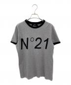N°21ヌメロヴェントゥーノ）の古着「ロゴTシャツ」｜ライトグレー