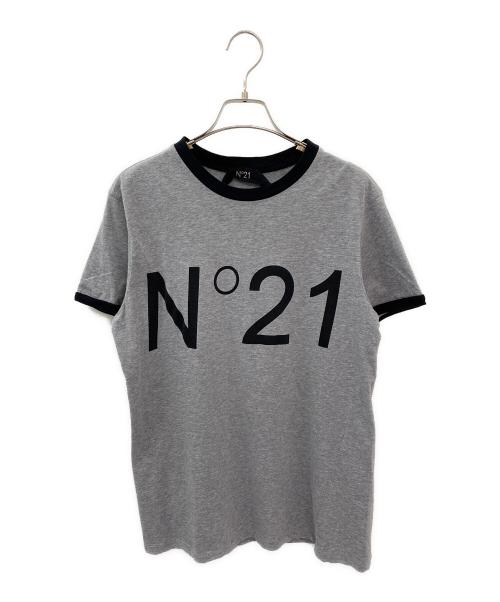 N°21（ヌメロヴェントゥーノ）N°21 (ヌメロヴェントゥーノ) ロゴTシャツ ライトグレー サイズ:Sの古着・服飾アイテム