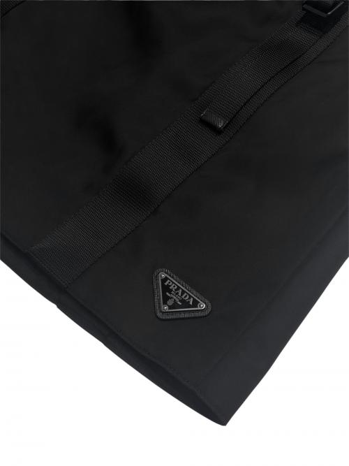 PRADA（プラダ）PRADA (プラダ) Re Nylon トライアングルロゴ スカート ブラック サイズ:36の古着・服飾アイテム