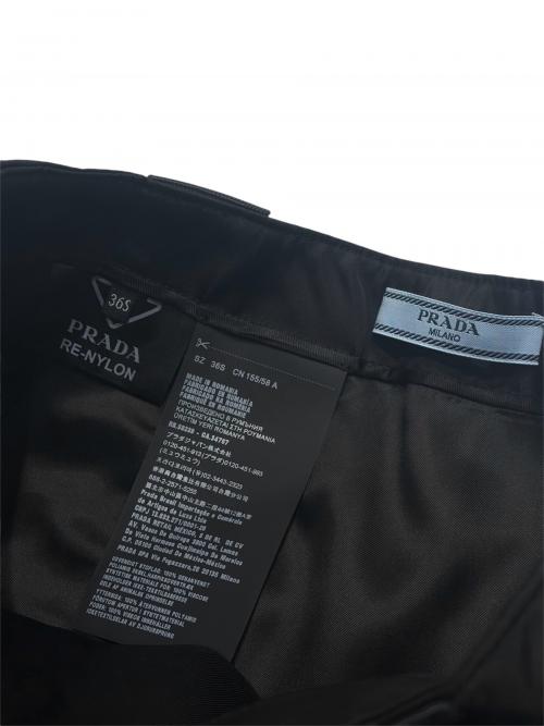PRADA（プラダ）PRADA (プラダ) Re Nylon トライアングルロゴ スカート ブラック サイズ:36の古着・服飾アイテム