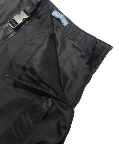 PRADA（プラダ）PRADA (プラダ) Re Nylon トライアングルロゴ スカート ブラック サイズ:36の古着・服飾アイテム
