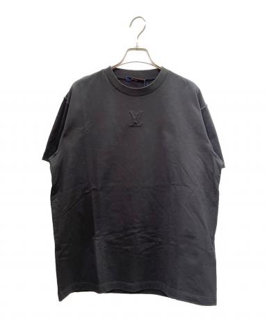 【美品・近年モデル】ルイヴィトン　エンボスLVロゴ Lサイズ ボタンtシャツ　黒 5604000186167506_01_1831w.jpeg