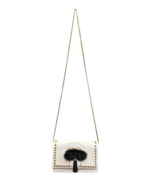 FENDI（フェンディ）FENDI (フェンディ) カーリトスタッズチェーンウォレット/ショルダーバッグ ホワイトの古着・服飾アイテム