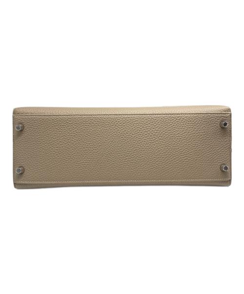 HERMES（エルメス）HERMES (エルメス) ケリー32 外縫い/マットシルバー金具/トゴ/エトゥープ×アイボリー系/A刻印 エトゥープ×アイボリー系 サイズ:32の古着・服飾アイテム