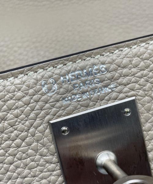 HERMES（エルメス）HERMES (エルメス) ケリー32 外縫い/マットシルバー金具/トゴ/エトゥープ×アイボリー系/A刻印 エトゥープ×アイボリー系 サイズ:32の古着・服飾アイテム