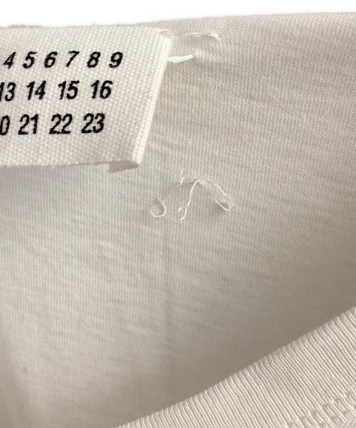 Maison Margiela（メゾンマルジェラ）Maison Margiela (メゾンマルジェラ) Vネック半袖カットソー ホワイト サイズ:Lの古着・服飾アイテム