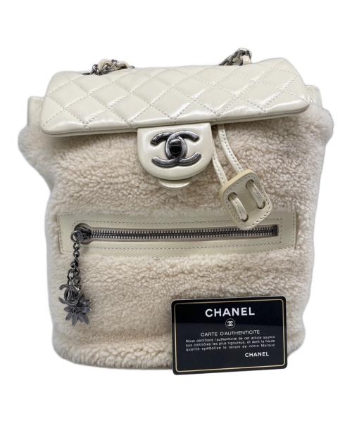 CHANEL（シャネル）CHANEL (シャネル) バックパック ホワイトの古着・服飾アイテム