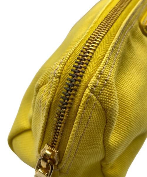 PRADA（プラダ）PRADA (プラダ) トライアングルロゴキャンバスポーチ イエローの古着・服飾アイテム