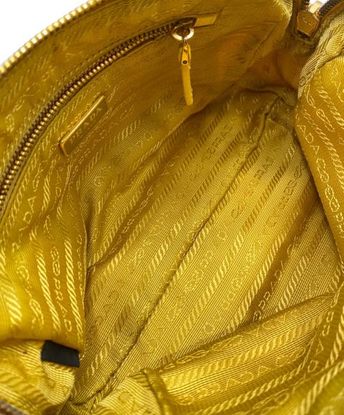 PRADA（プラダ）PRADA (プラダ) トライアングルロゴキャンバスポーチ イエローの古着・服飾アイテム