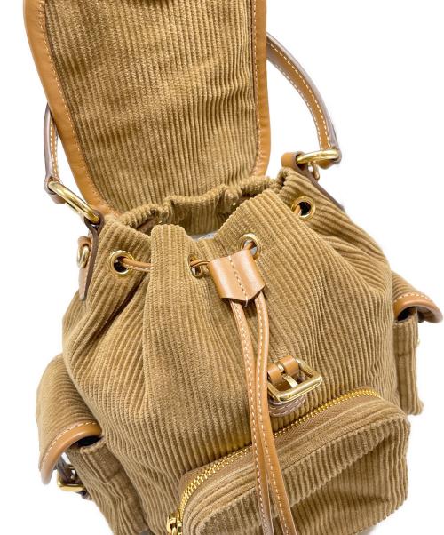 MIU MIU（ミュウミュウ）MIU MIU (ミュウミュウ) ミニバックパック シナモンの古着・服飾アイテム