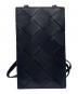 BOTTEGA VENETA (ボッテガベネタ) カードケース付きフォンフォルダー ブラック：50000円