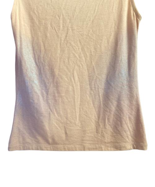 ISSEY MIYAKE（イッセイミヤケ）ISSEY MIYAKE (イッセイミヤケ) ノースリーブラメカットソー ベージュ サイズ:2の古着・服飾アイテム