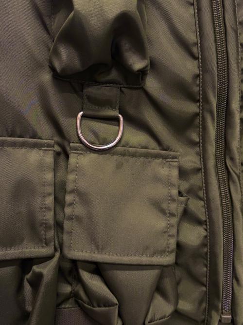 PRADA（プラダ）PRADA (プラダ) ポケット付きナイロンミニスカート カーキ サイズ:40の古着・服飾アイテム