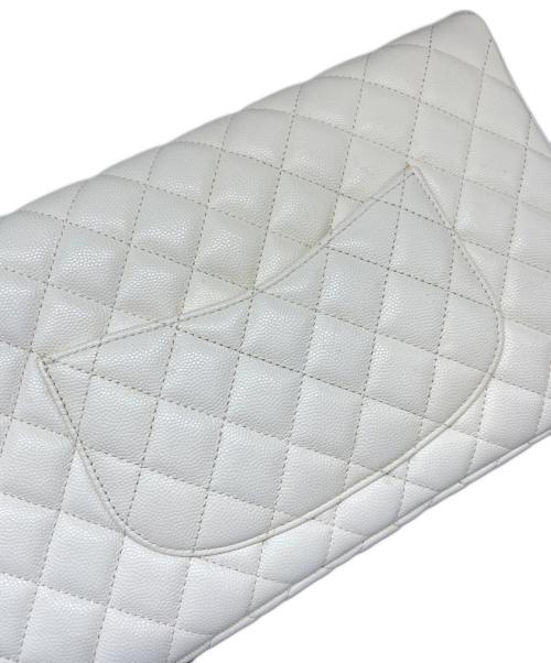 CHANEL（シャネル）CHANEL (シャネル) キャビアスキン クラッチバッグ ホワイトの古着・服飾アイテム