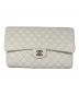 CHANEL（シャネル）の古着「キャビアスキン クラッチバッグ」｜ホワイト