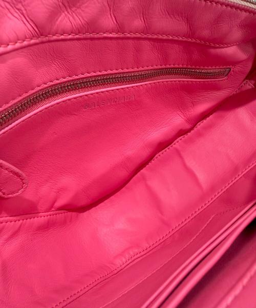 BALENCIAGA（バレンシアガ）BALENCIAGA (バレンシアガ) Triangle Logo Chain Shoulder Bag/トライアングルロゴチェーンショルダーバッグ ホワイトの古着・服飾アイテム