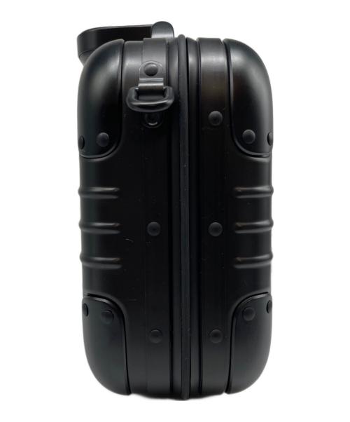 RIMOWA（リモワ）RIMOWA (リモワ) クロスボディバッグ 16 ブラックの古着・服飾アイテム