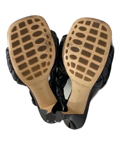 BOTTEGA VENETA（ボッテガベネタ）BOTTEGA VENETA (ボッテガベネタ) イントレチャート クロスサンダル ブラック サイズ:38の古着・服飾アイテム