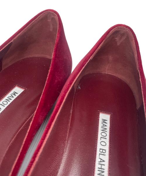 Manolo Blahnik（マノロブラニク）Manolo Blahnik (マノロブラニク) HANGISIFLAT ベルベット ビジューパンプス ボルドー サイズ:38の古着・服飾アイテム