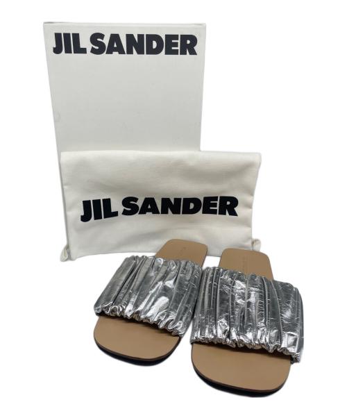 JIL SANDER（ジルサンダー）JIL SANDER (ジルサンダー)  ギャザーディテール オープントゥ フラットサンダル  シルバー×ベージュ サイズ:37の古着・服飾アイテム