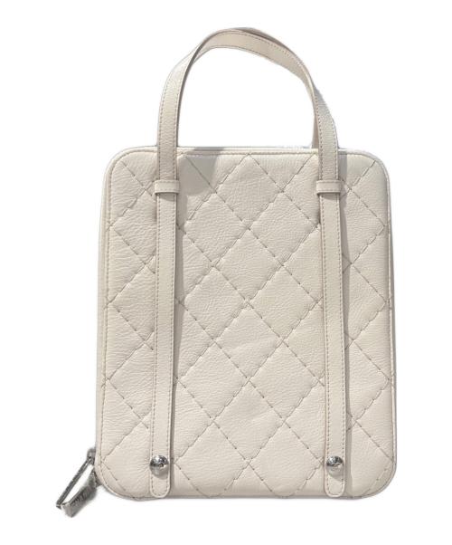 CHANEL（シャネル）CHANEL (シャネル) アイパッドバッグ アイボリーの古着・服飾アイテム