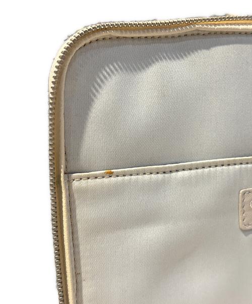 CHANEL（シャネル）CHANEL (シャネル) アイパッドバッグ アイボリーの古着・服飾アイテム