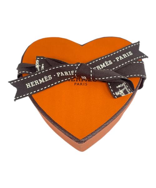 HERMES（エルメス）HERMES (エルメス) バレンタインコレクション スカーフリング シルバー×レッド サイズ:無しの古着・服飾アイテム