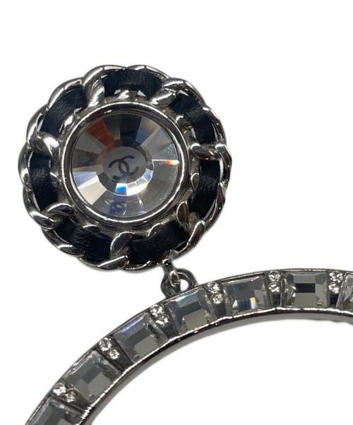 CHANEL（シャネル）CHANEL (シャネル) サークルロゴ イヤリング シルバー×ブラックの古着・服飾アイテム
