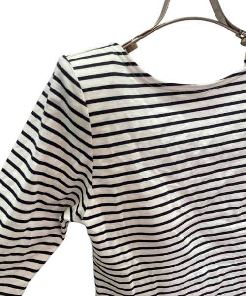 cygne（シーニュ）cygne (シーニュ) バックオープンボーダートップス ホワイト×ブラック サイズ:1の古着・服飾アイテム