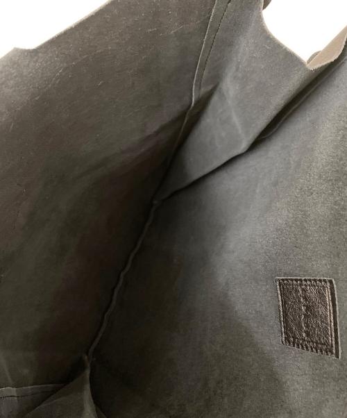 LUDLOW（ラドロー）LUDLOW (ラドロー) フリルハンドバッグ ブラックの古着・服飾アイテム